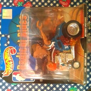 Mattel Hot Wheels Radical Rides Court Collection Detroit Pistons Grant Hill